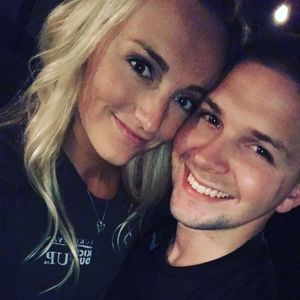 Meet your Posher, Derek